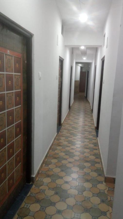 Hotel Pragya International Bénarès Extérieur photo
