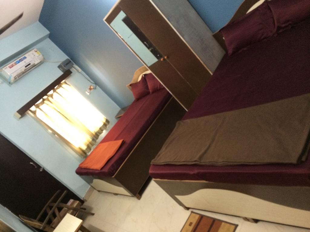 Hotel Pragya International Bénarès Chambre photo